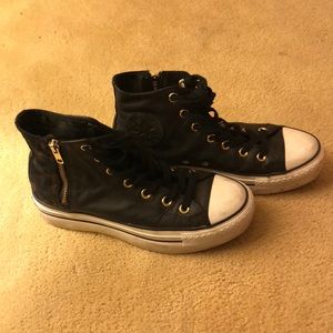 Converse platform shoes
